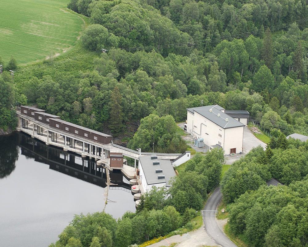 Fj&aelig; remsfossen